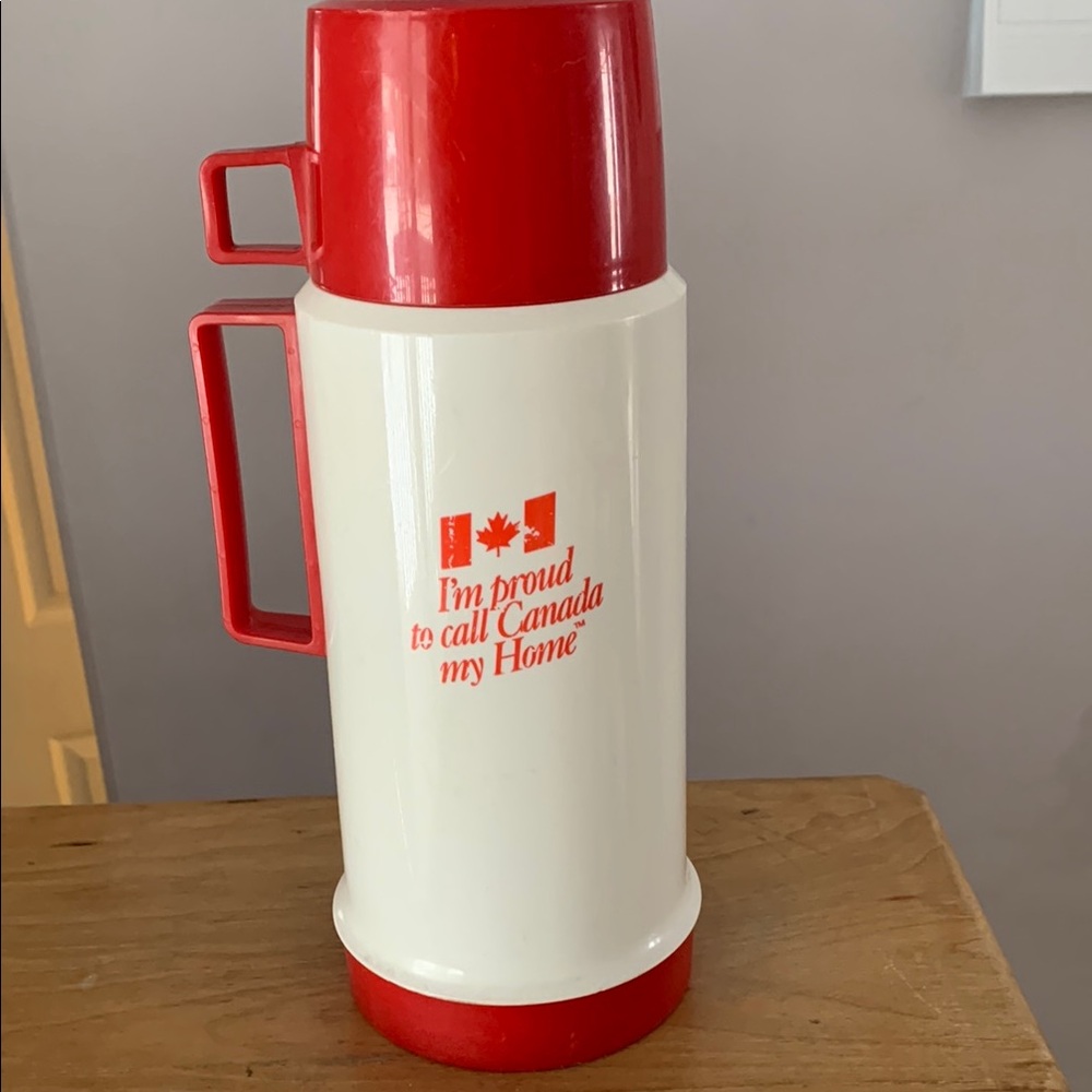🇨🇦 Thermos